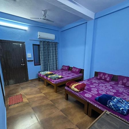 Hotel Shri Kunj Ujjain Buitenkant foto